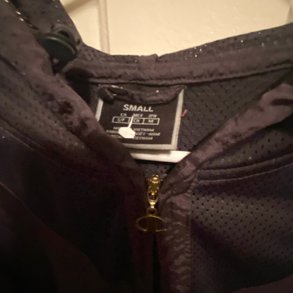 size small multi color red black and white wind breaker - Picture 2 of 2